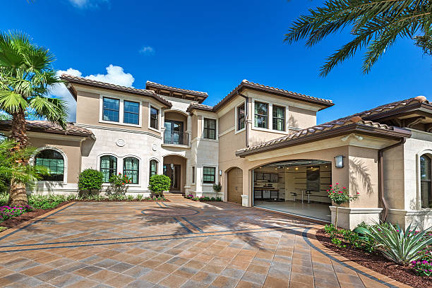 Best Driveway Pavers Near Me  in Grandview, MO