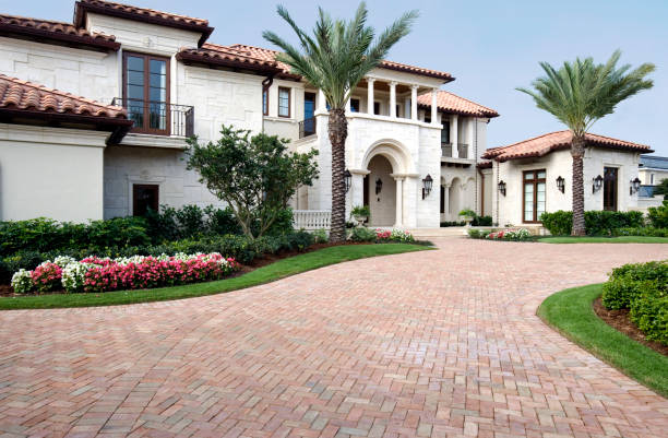 Best Driveway Pavers Near Me  in Grandview, MO